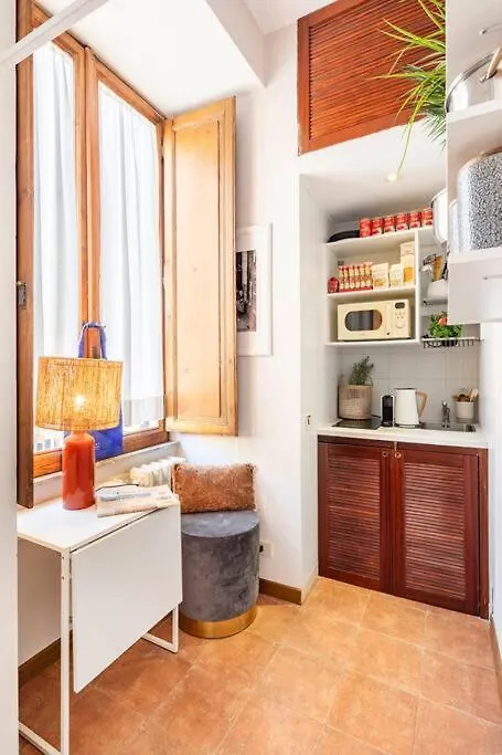 4 Townhouse By The Spanish Steps 로마 아파트